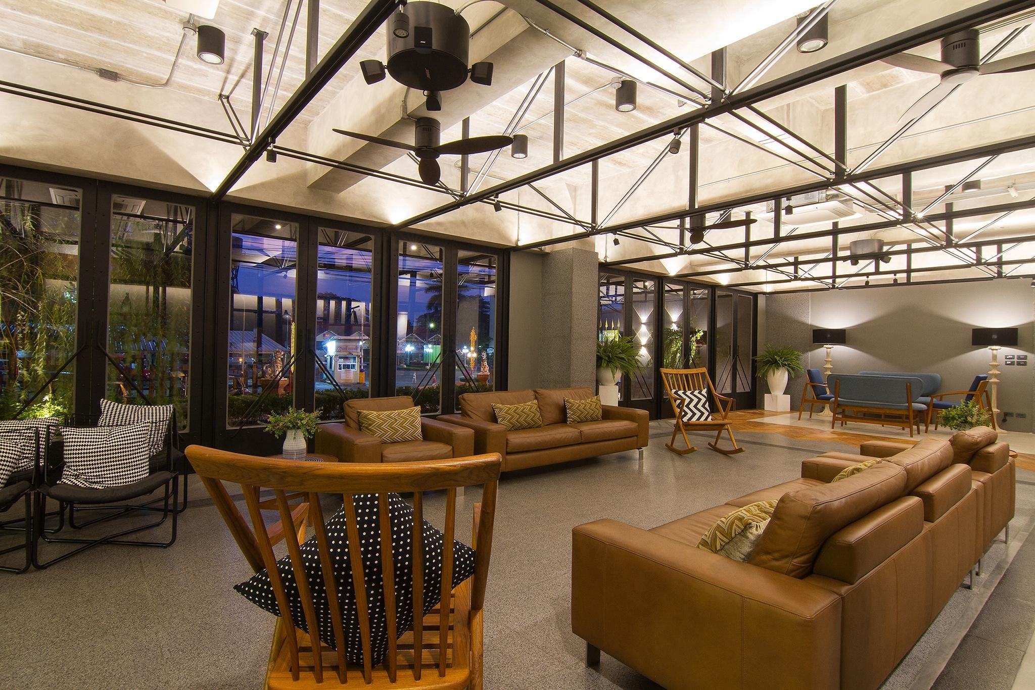 Bossotel Чиангмай Екстериор снимка