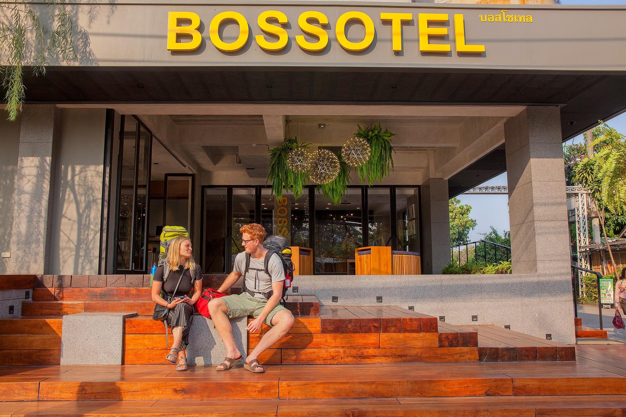 Bossotel Чиангмай Екстериор снимка