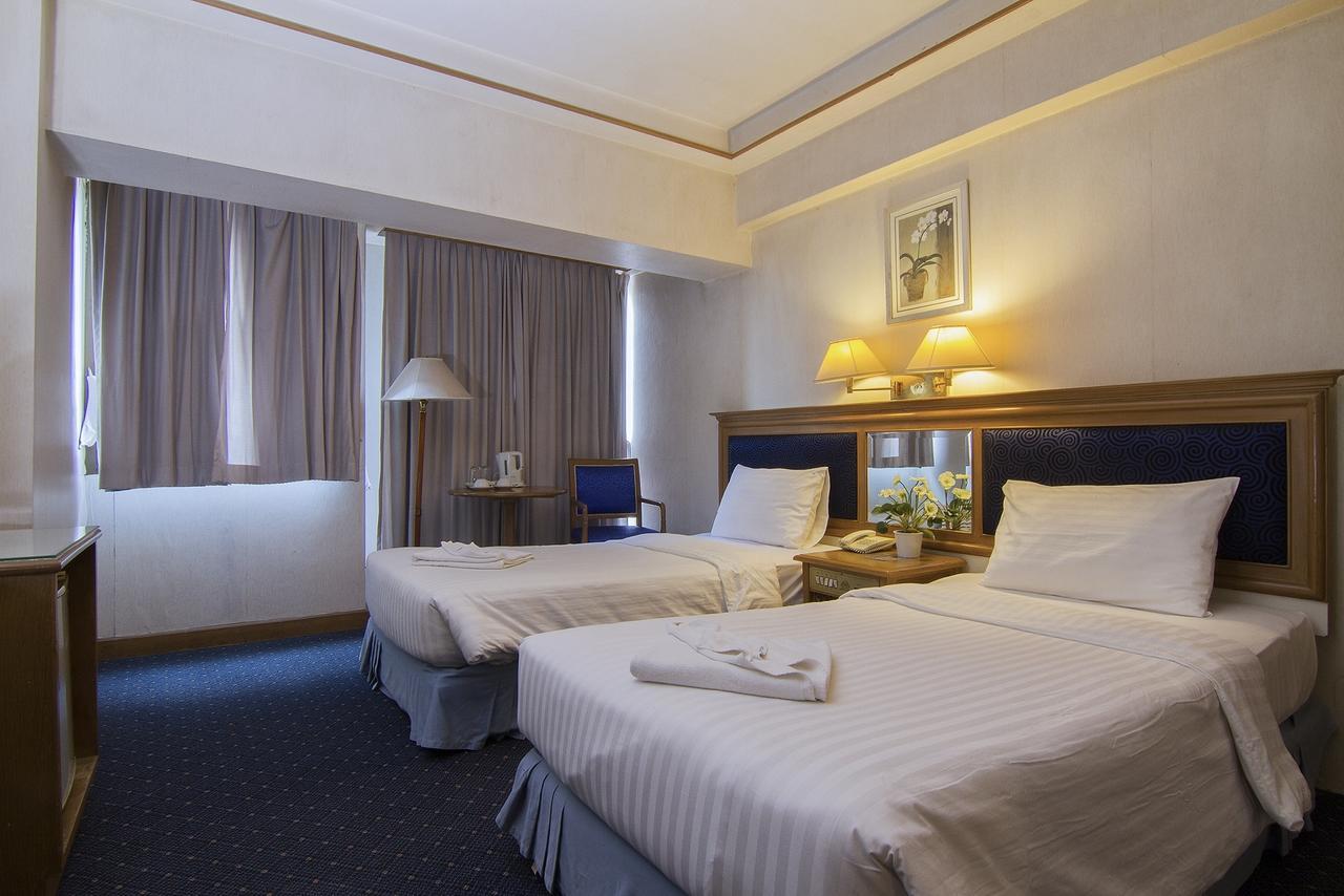 Bossotel Чиангмай Екстериор снимка